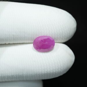 Natural Burmese Manik (Ruby Gemstone) 100% Natural Weight: 04.51 Ratti / 04.10 Carat