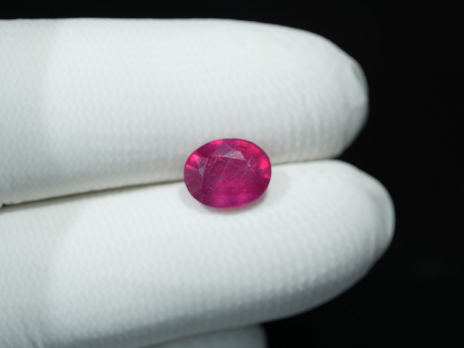 Natural African Manik (Ruby Gemstone) Weight: 05.06 Ratti / 4.60 Carat