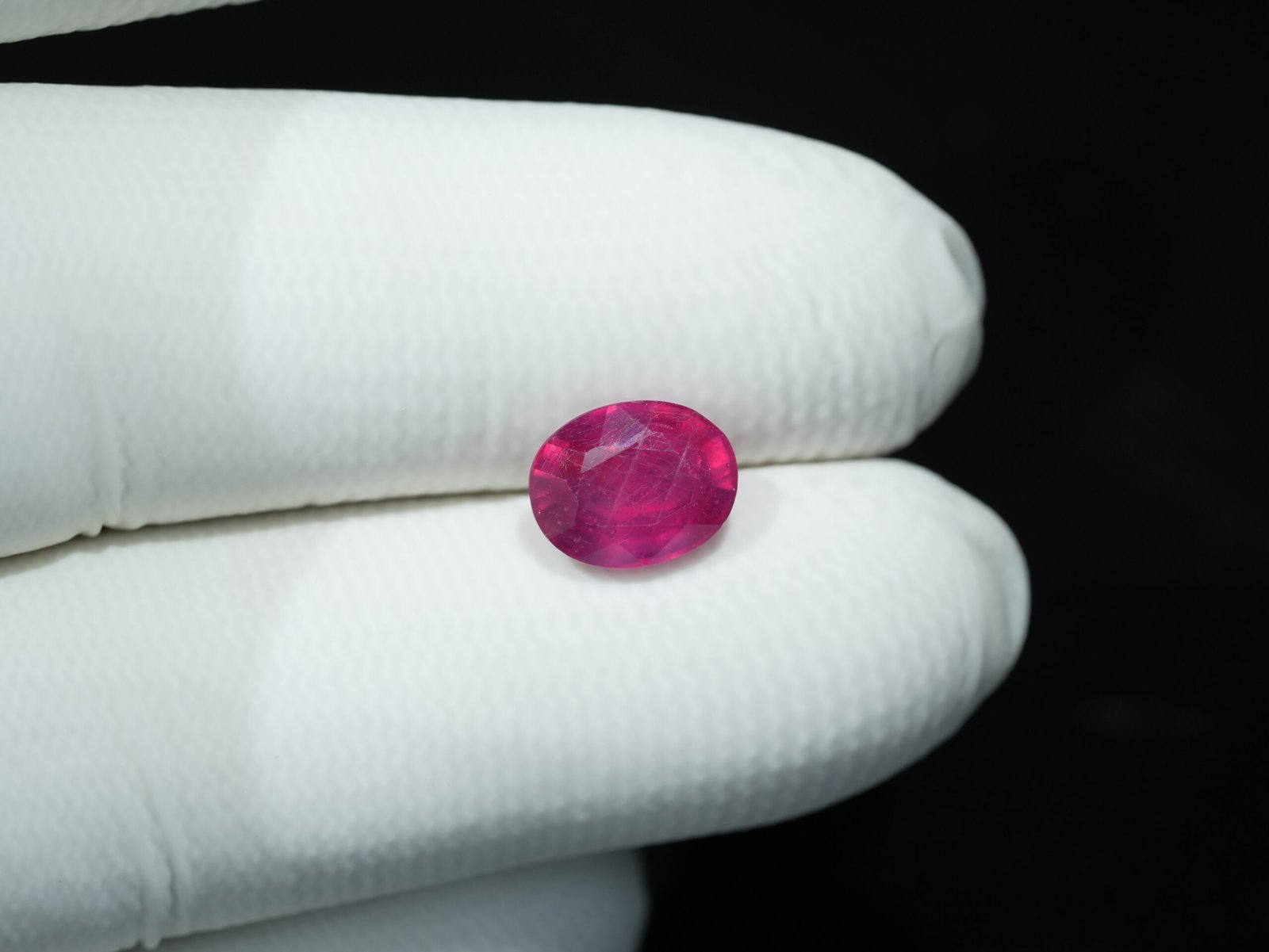 Natural African Manik (Ruby Gemstone) Weight: 05.06 Ratti / 4.60 Carat - Image 2