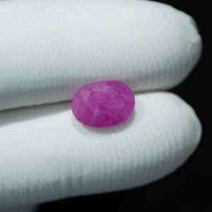 Natural Burmese Manik (Ruby Gemstone) 100% Natural Weight: 4.88 Ratti / 4.080 Carat