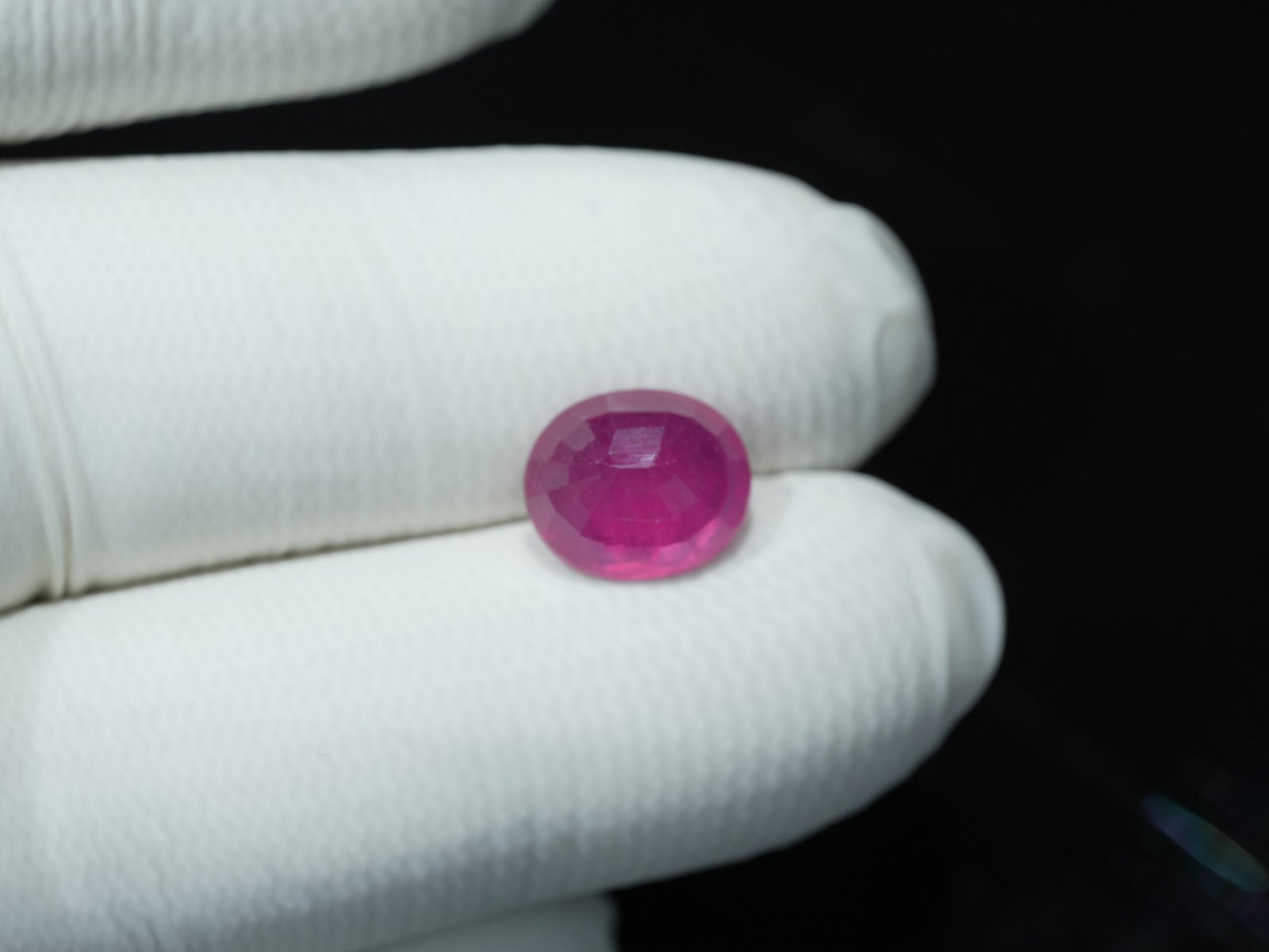 Natural African Manik (Ruby Gemstone) Weight: 6.27 Ratti / 05.70 Carat - Image 2