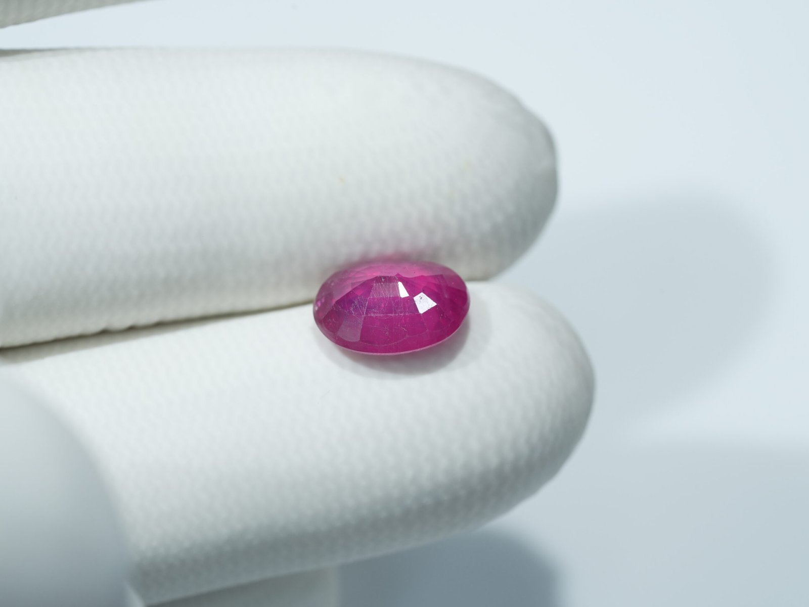 Natural African Manik (Ruby Gemstone) Weight: 05.08 Ratti / 4.62 Carat - Image 3