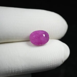 Natural Burmese Manik (Ruby Gemstone) 100% Natural Weight: 07.15 Ratti / 6.50 Carat