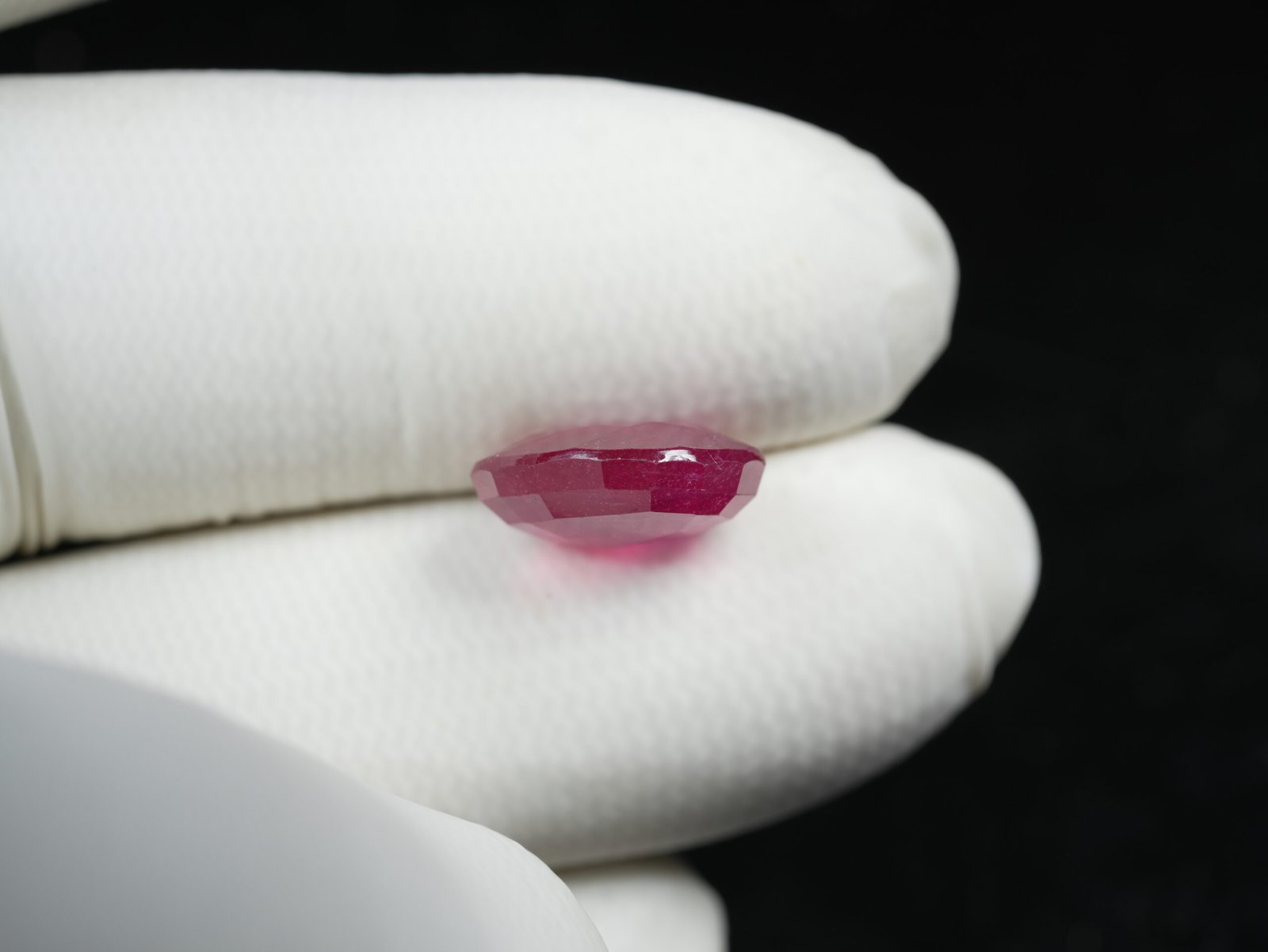 Natural African Manik (Ruby Gemstone) Weight: 10.57 Ratti / 9.61 Carat - Image 5