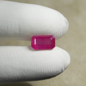 Natural African Manik (Ruby Gemstone) Weight: 6.87 Ratti / 6.25 Carat