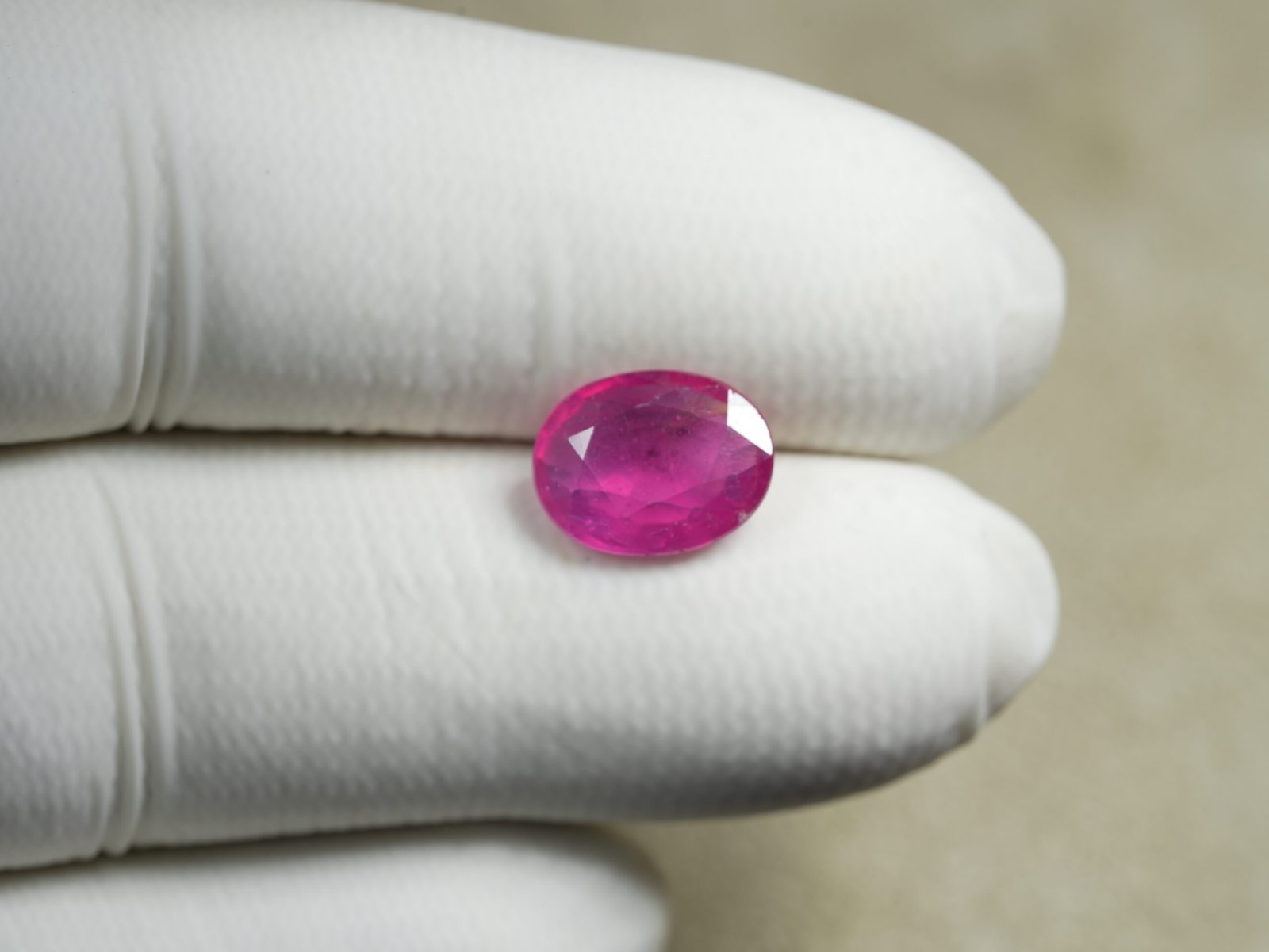 Natural African Manik (Ruby Gemstone) Weight: 04.65 Ratti / 04.23 Carat