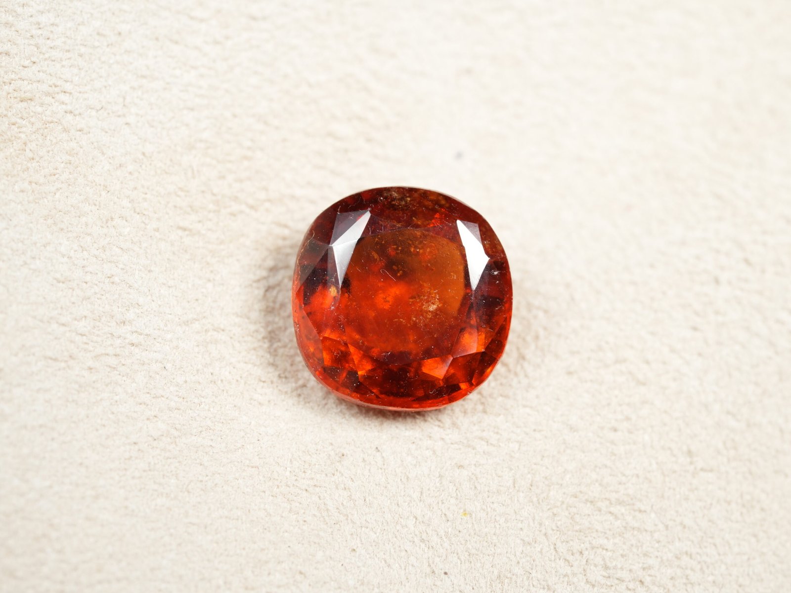 Natural African Gomed Ratna (Hessonite Garnet) Origin Africa, Weight 09.10 Ratti / 08.28 Carat, - Image 5
