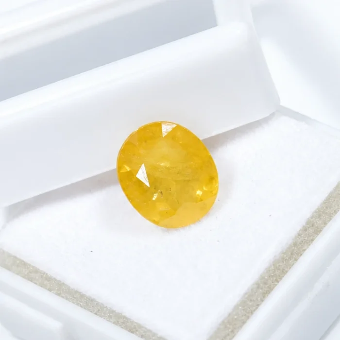 Natural Yellow Sapphire (Pukhraj)- 3.77 cts