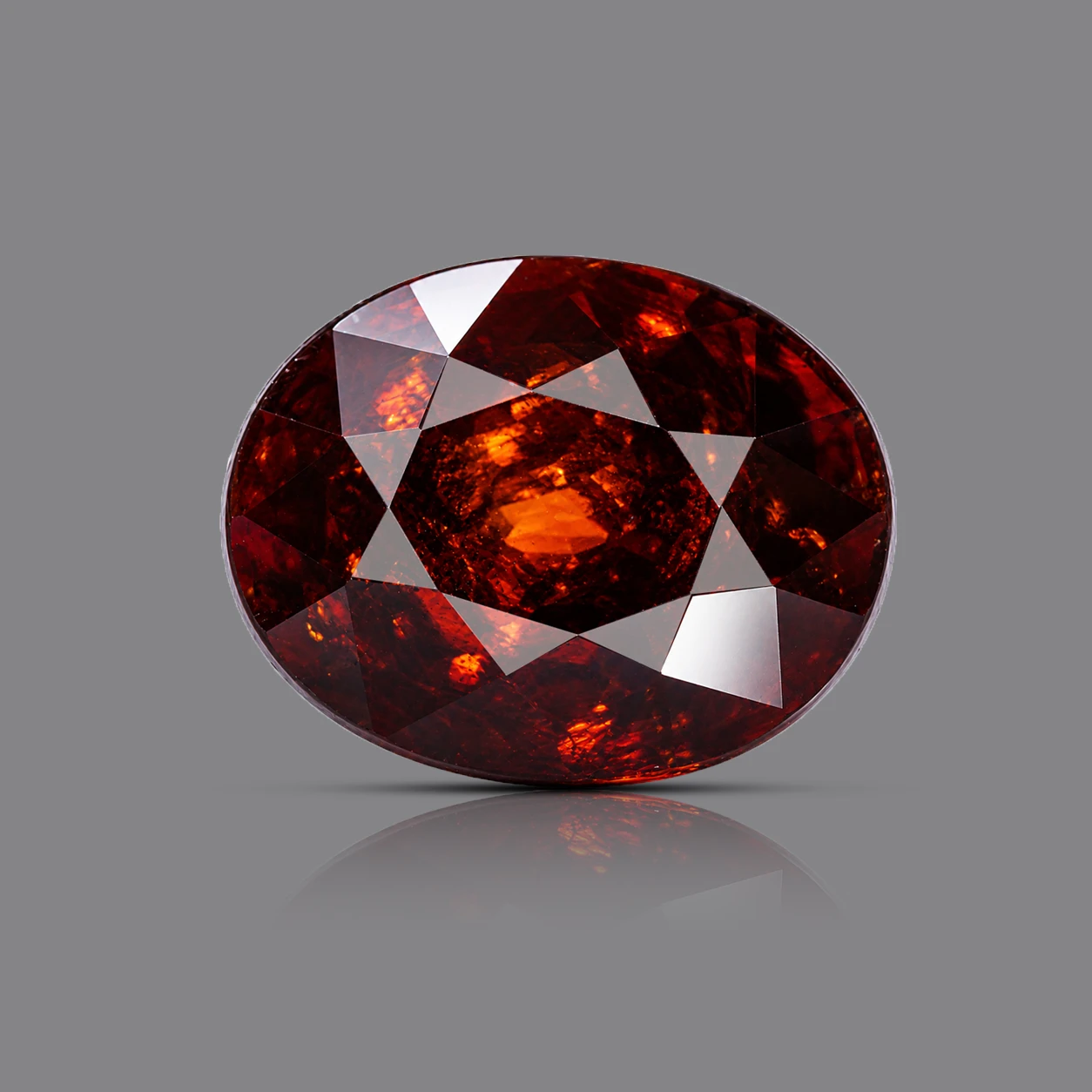 Certified Garnet Gemstone 8.05 ct