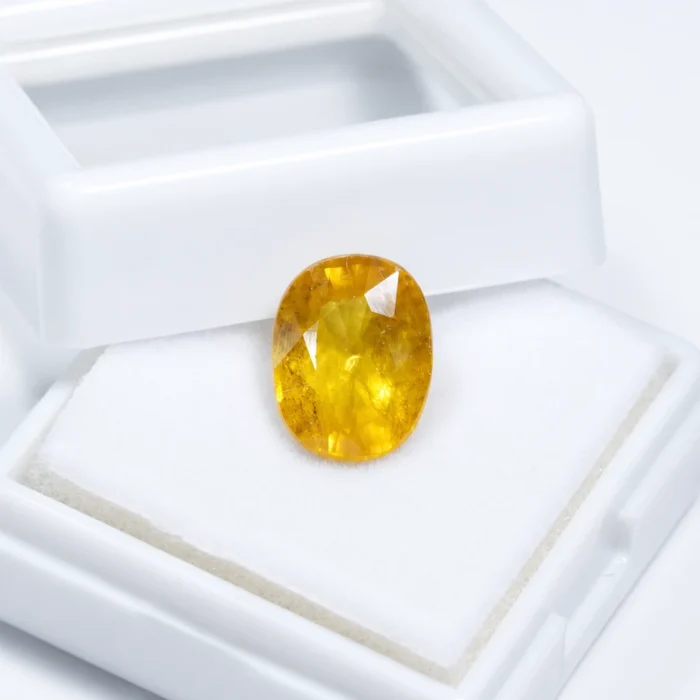 Natural Yellow Sapphire (Pukhraj)- 4.17 cts