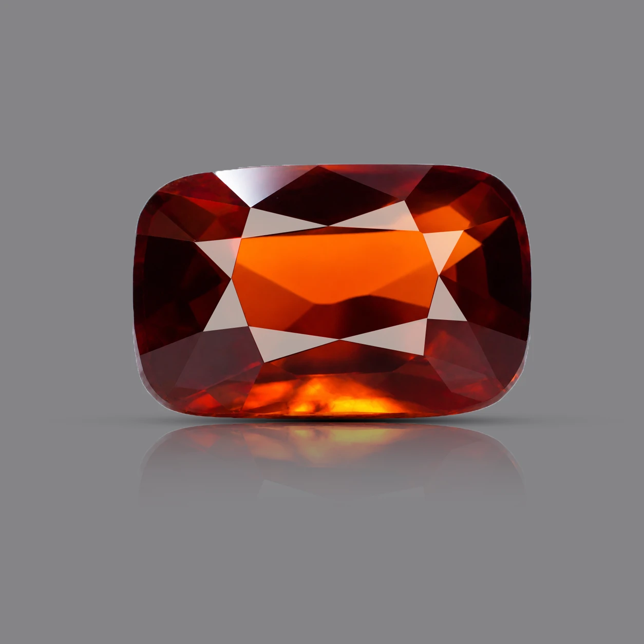 9.50 Ct Natural Hessonite Garnet (Gomed)
