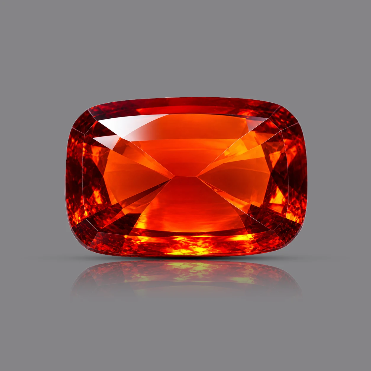 9.50 Ct Natural Hessonite Garnet (Gomed) Backside