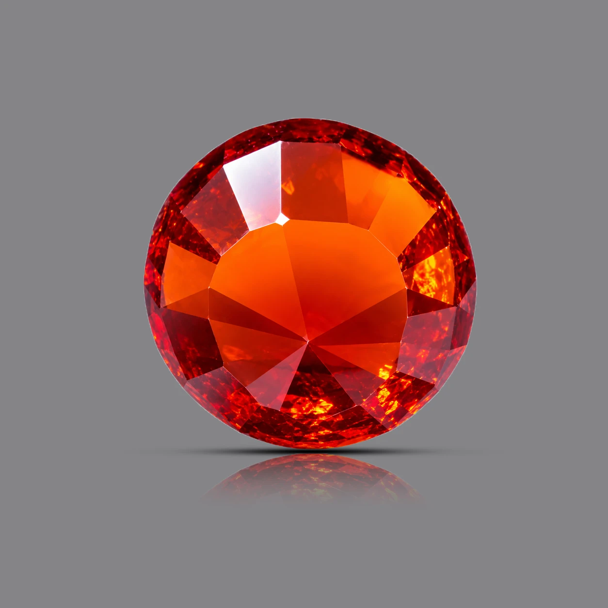 Garnet (Gomed) gemstone 9.60 ct backside