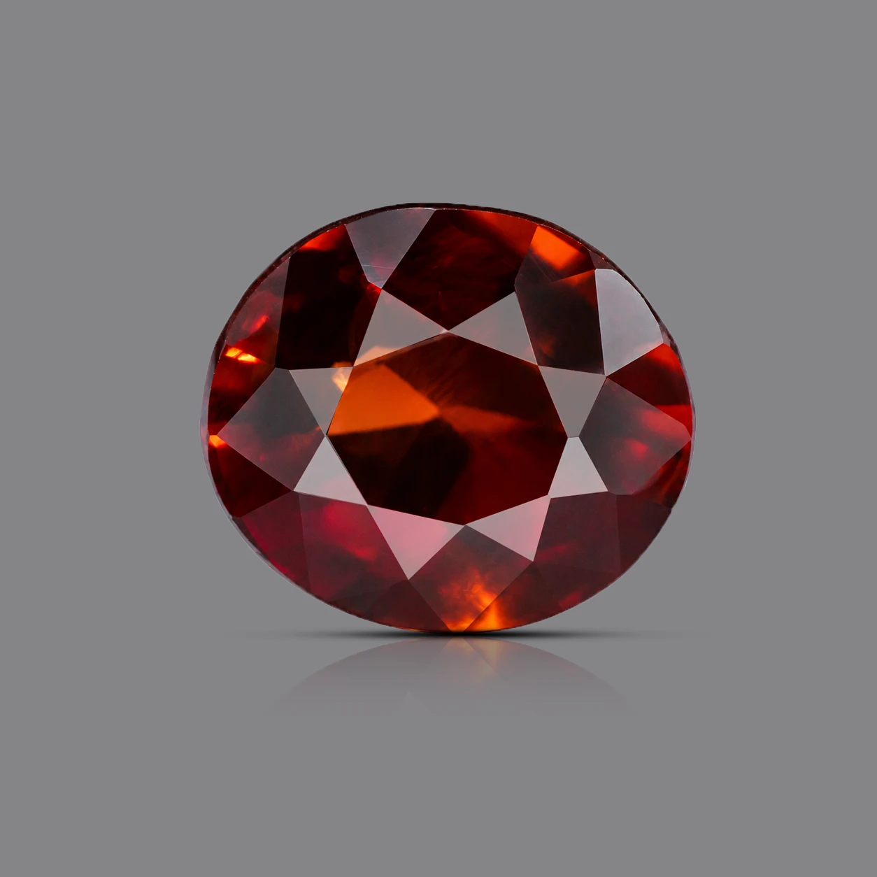 6.55 ct Garnet (Gomed) gemstone