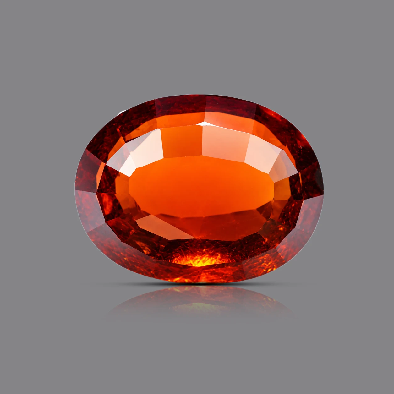 Hessonite Garnet (Gomed) 7.10 ct backside