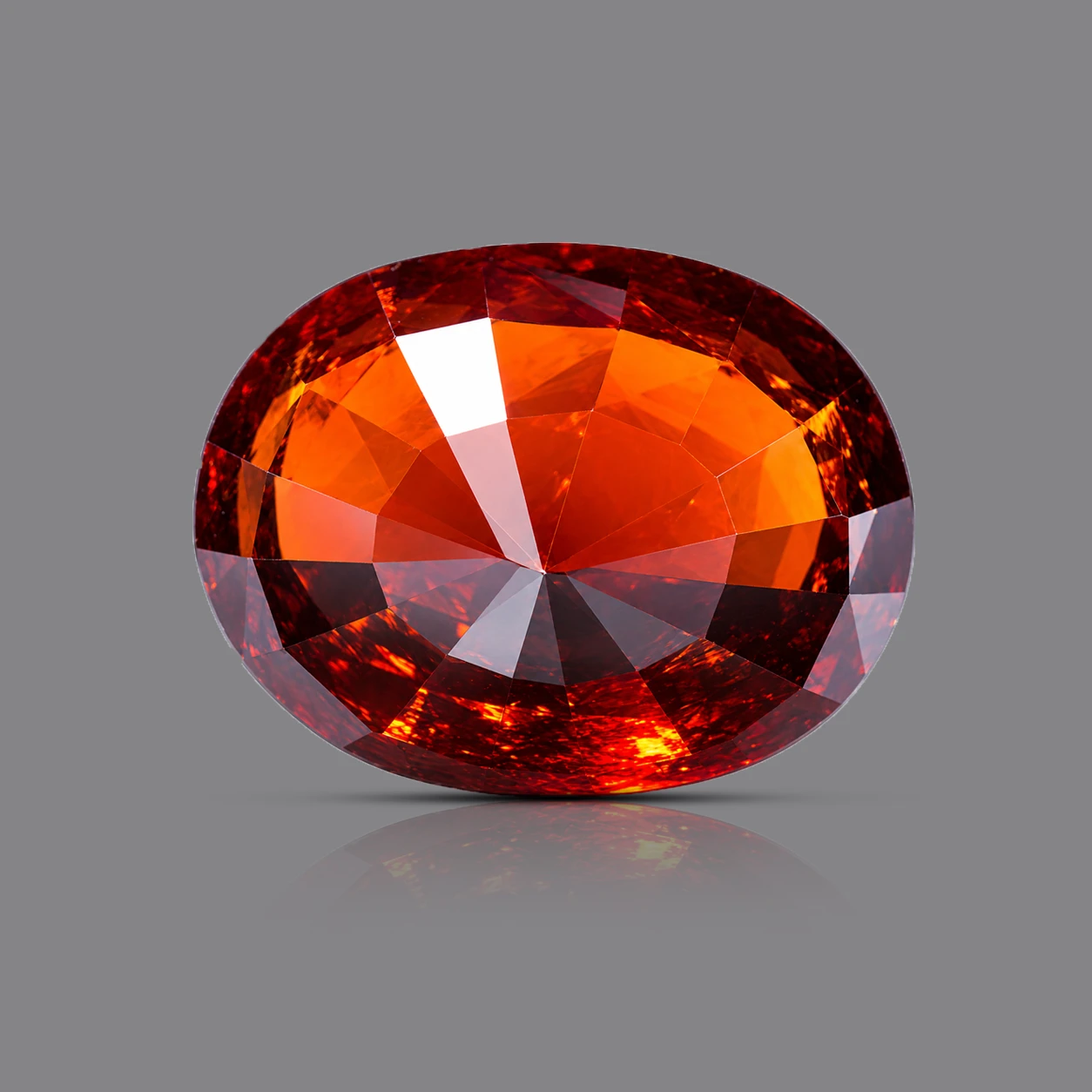 Certified Garnet Gemstone 8.05 ct backside