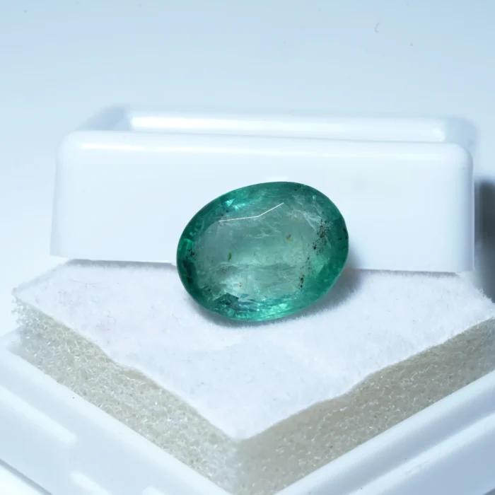 Natural Certified Green Emerald (Panna) – 4.65 Ct (5.06 Ratti)