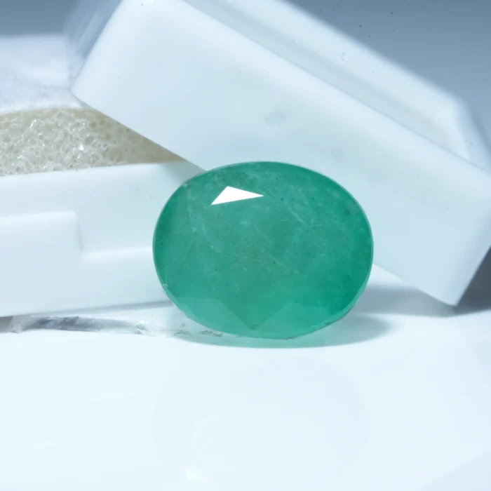 Natural Certified Green Emerald (Panna) – 8.30 Ct (9.04 Ratti)