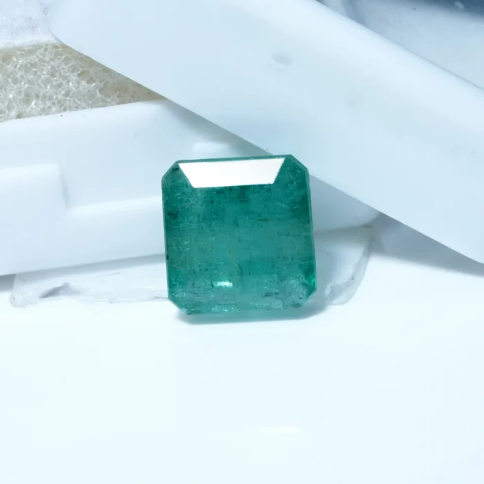 Natural Certified Green Emerald (Panna) – 3.90 carat (4.25 Ratti)