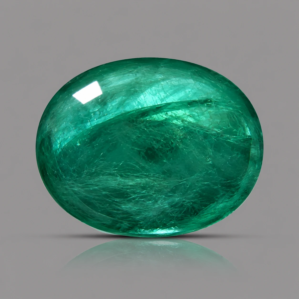 4.75 ct Natural Green Emerald stone back side