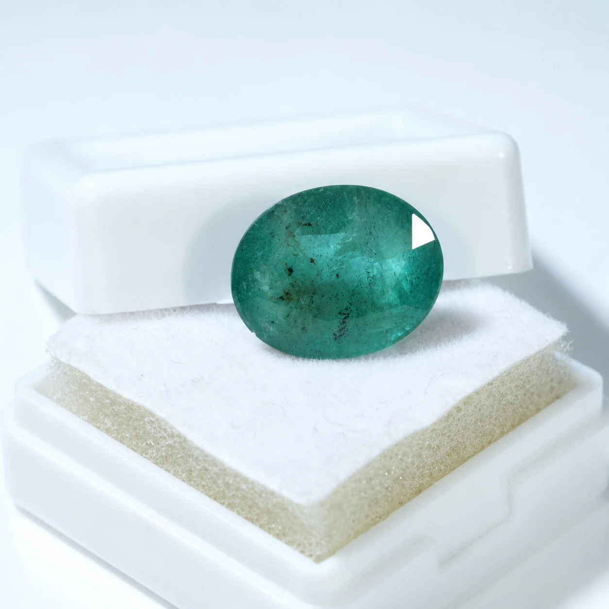 6.45 CT NATURAL GREEN EMERALD STONE PRIMARY