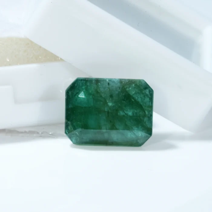 Natural Certified Green Emerald (Panna) – 6.55 Ct (7.13 Ratti)
