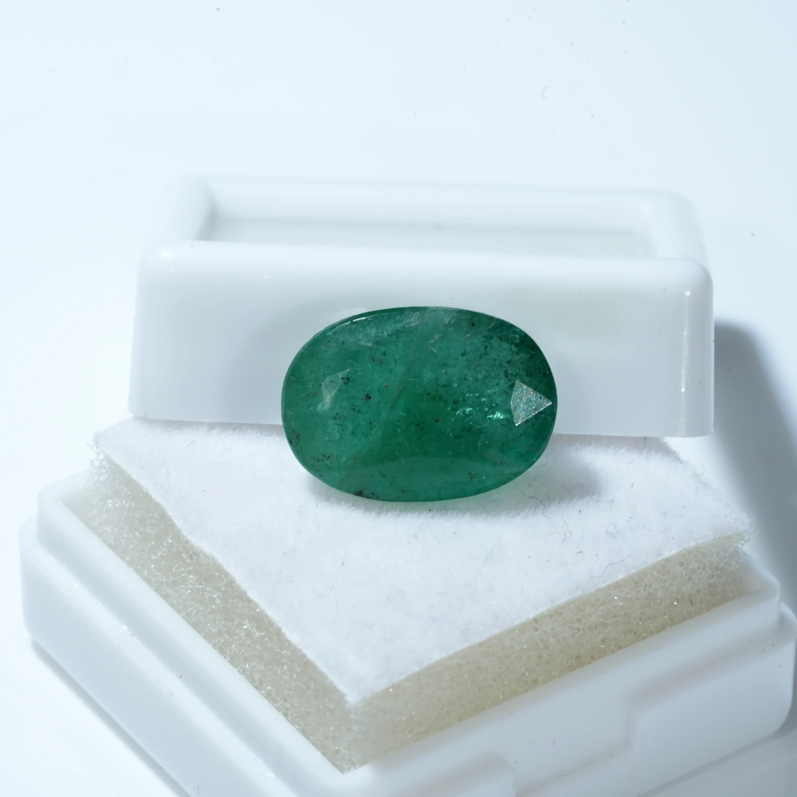 Green Emerald (Panna) 6.00 Ct secondary
