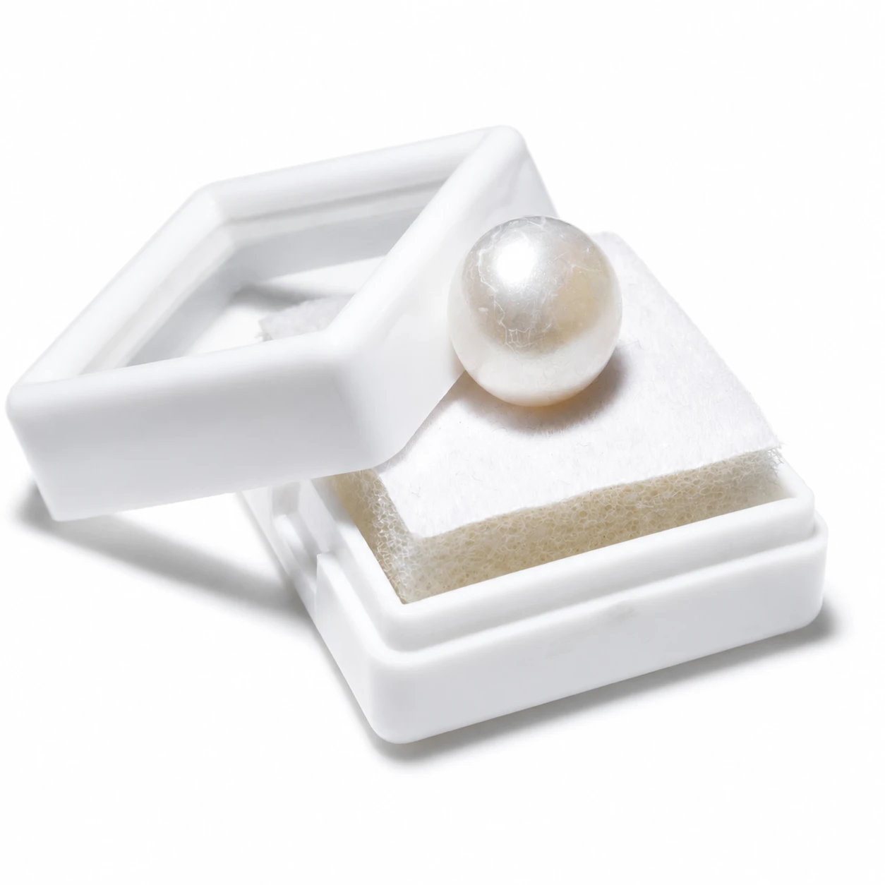 9.85 ct Certified Hyderabadi Pearl secondary