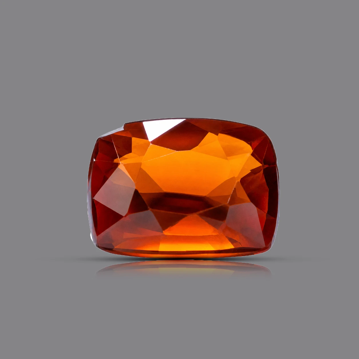 5.85 ct Hessonite Garnet