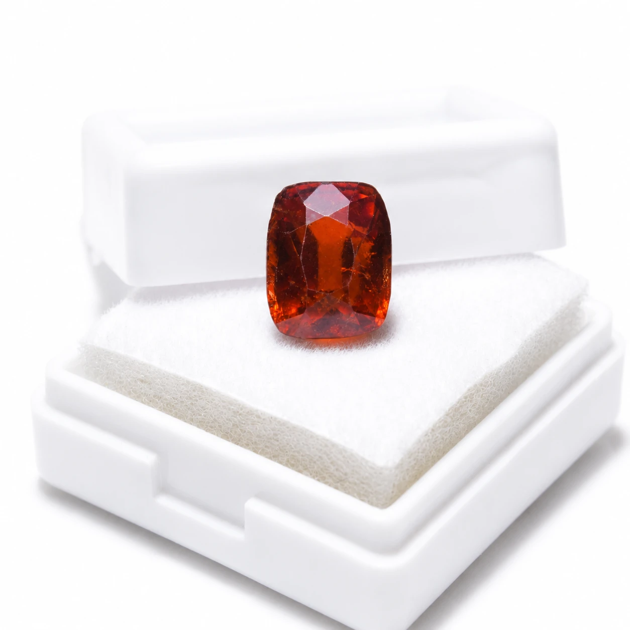 Hessonite Garnet 5.71 ct secondary