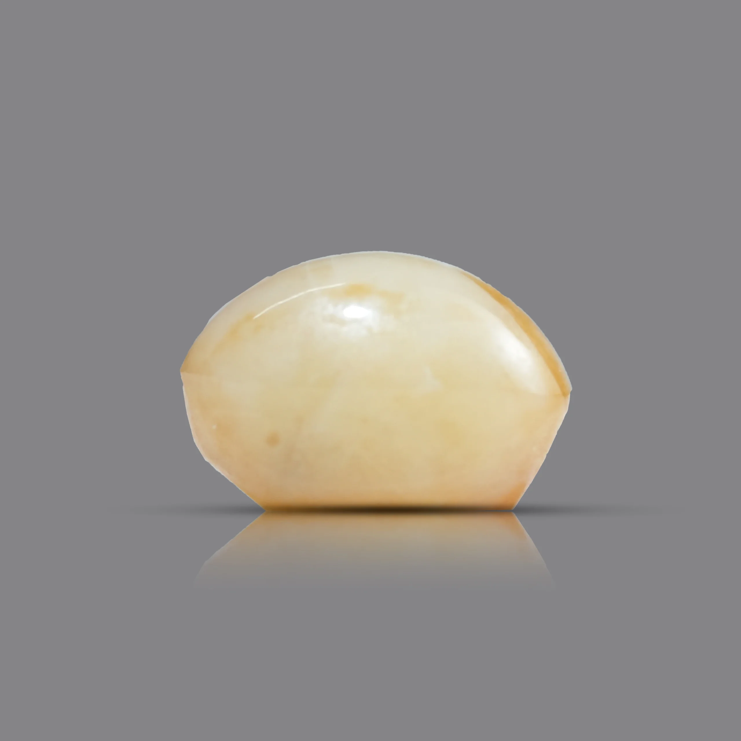 4.85 ct Cat Eye (Lehsunia) gemstone sides