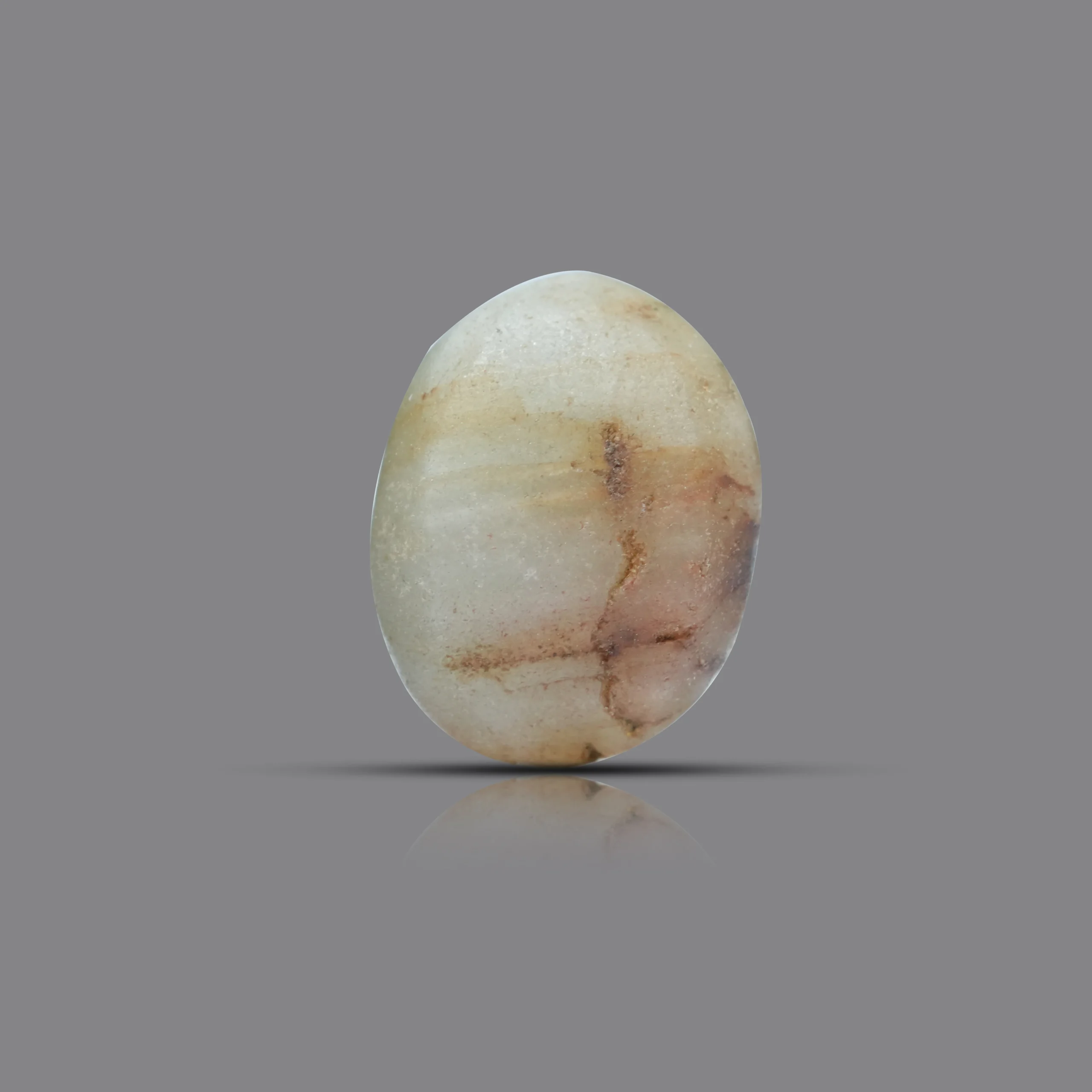 Natural Cat Eye (Lehsunia) gemstone 7.60 ct backside