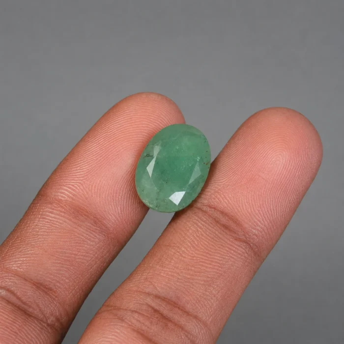 Natural Certified Green Emerald (Panna) – 5.60 ct (6.10 Ratti)