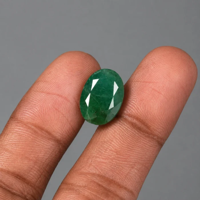 Natural Certified Green Emerald (Panna) – 5.70 ct (6.21 Ratti)