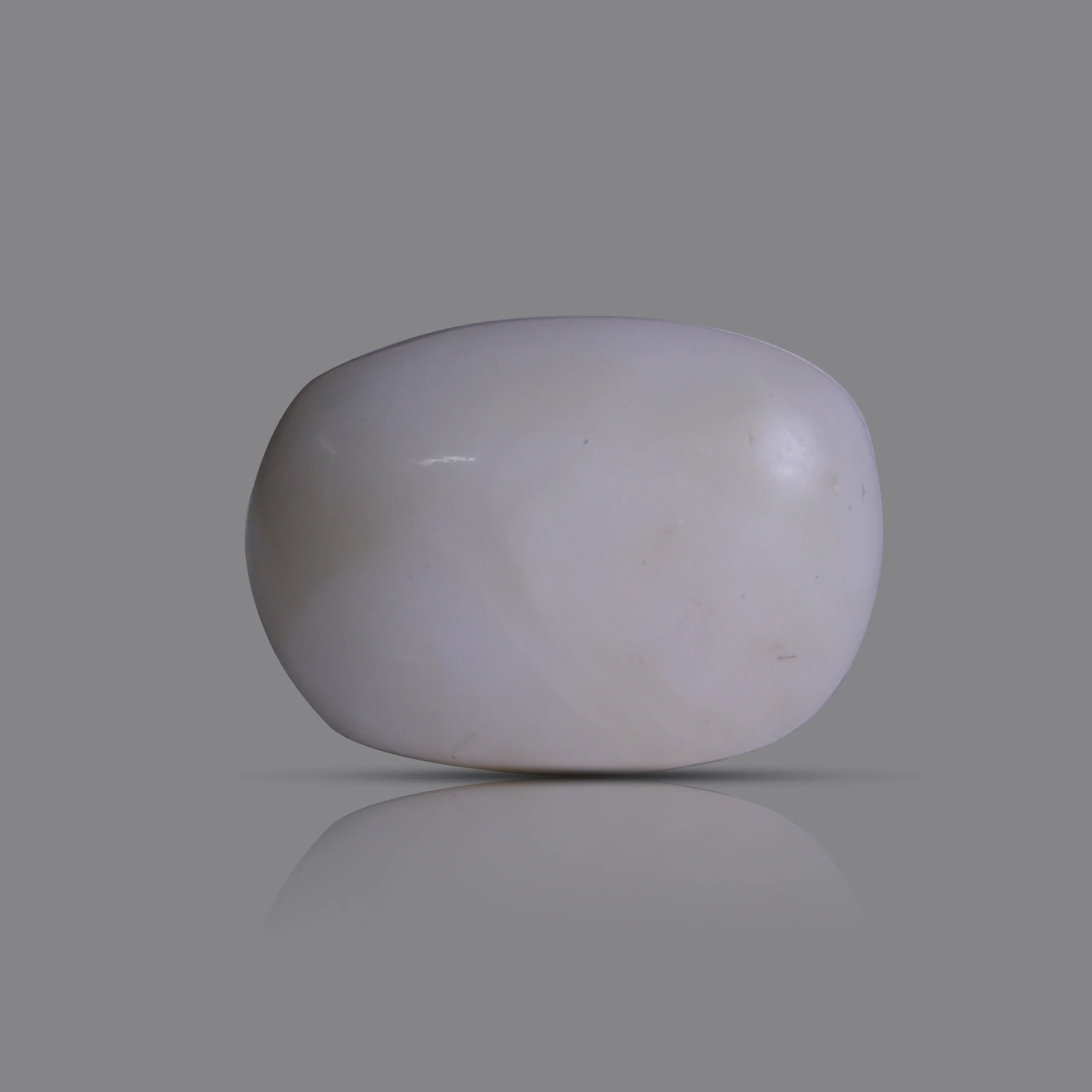 12.30 ct Natural White Coral backside
