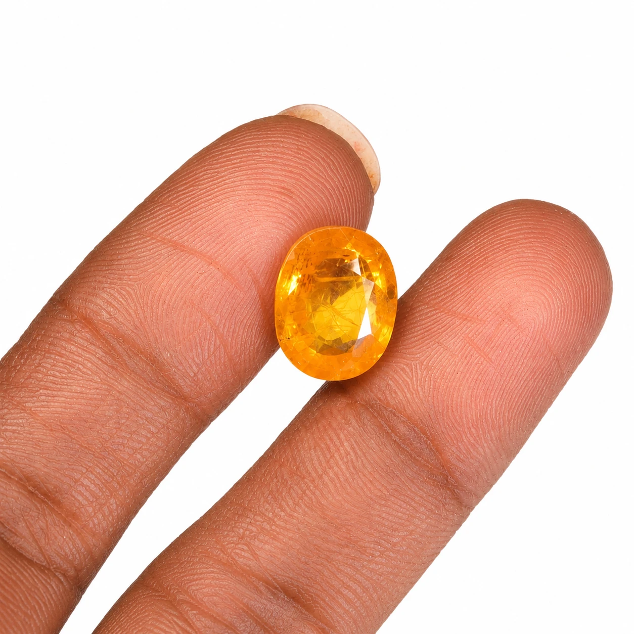 Natural Yellow Sapphire 5.05 ct with finger