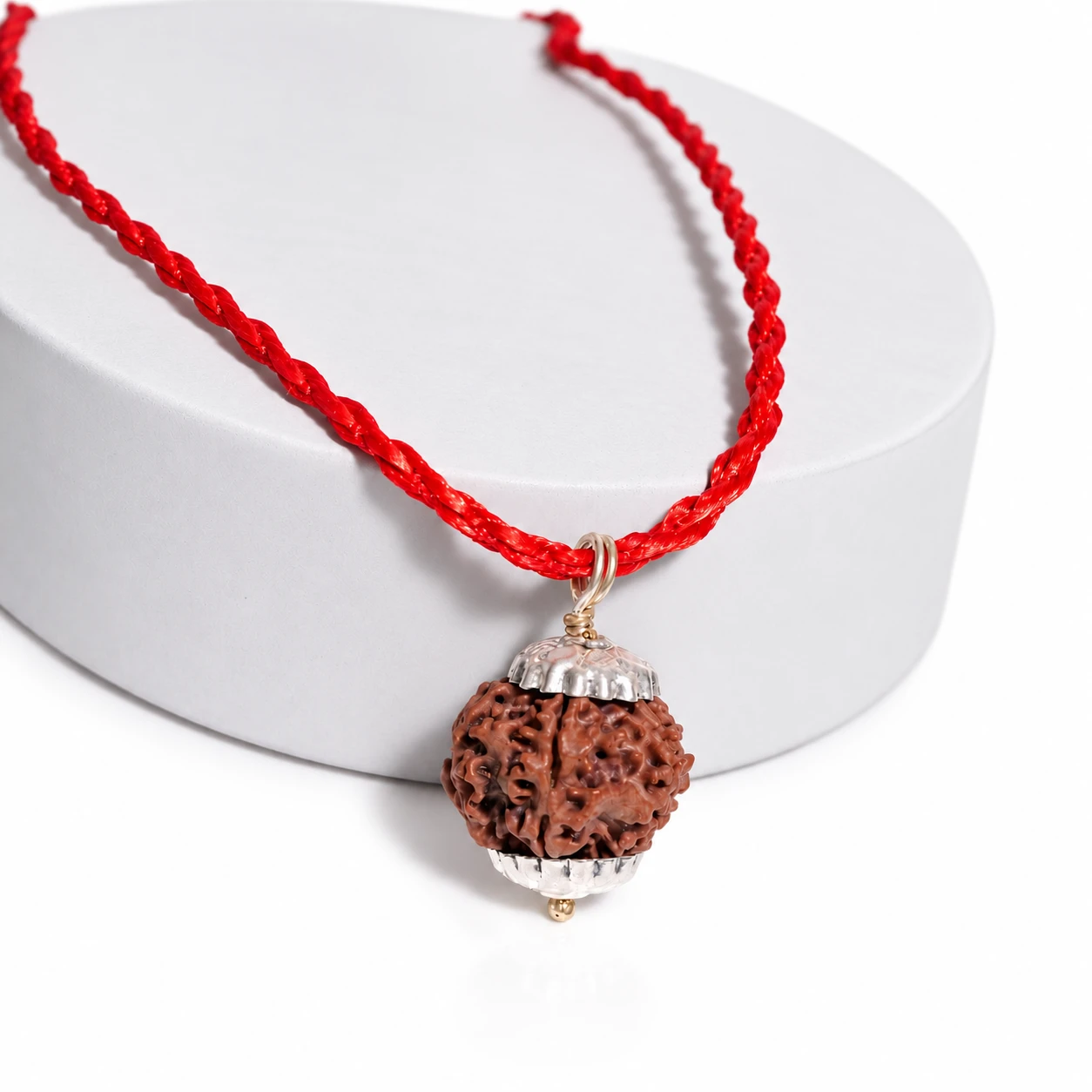 5 Mukhi Rudraksha Pendant thread