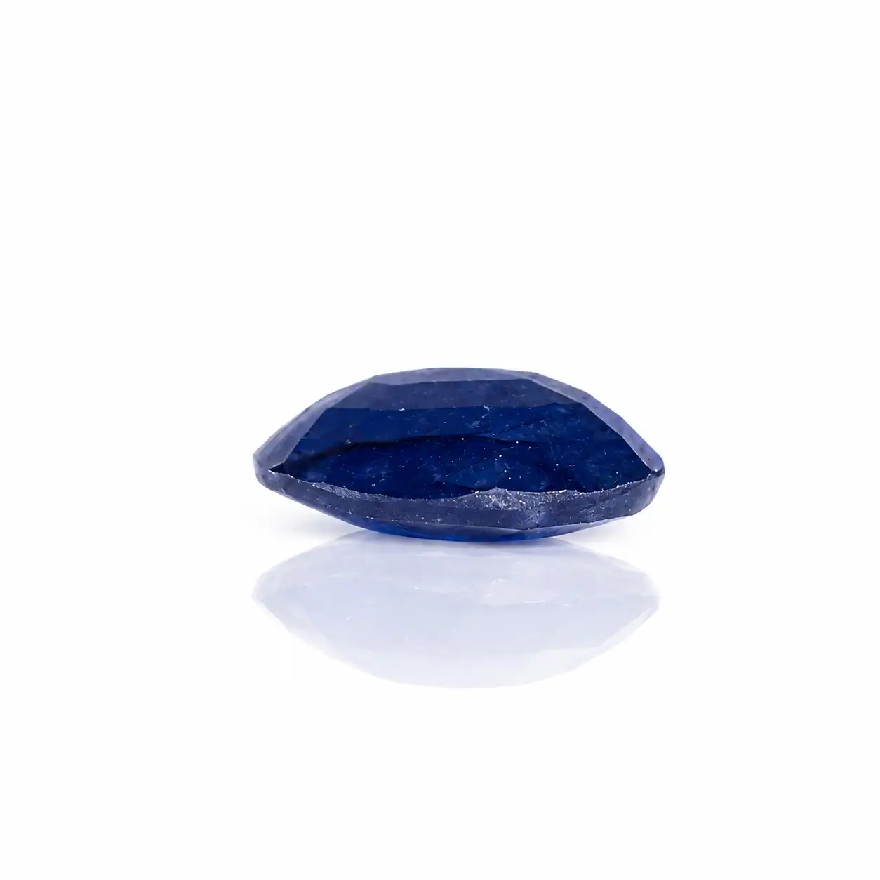 4.75 ct Natural Blue Sapphire (Neelam) Stone sides